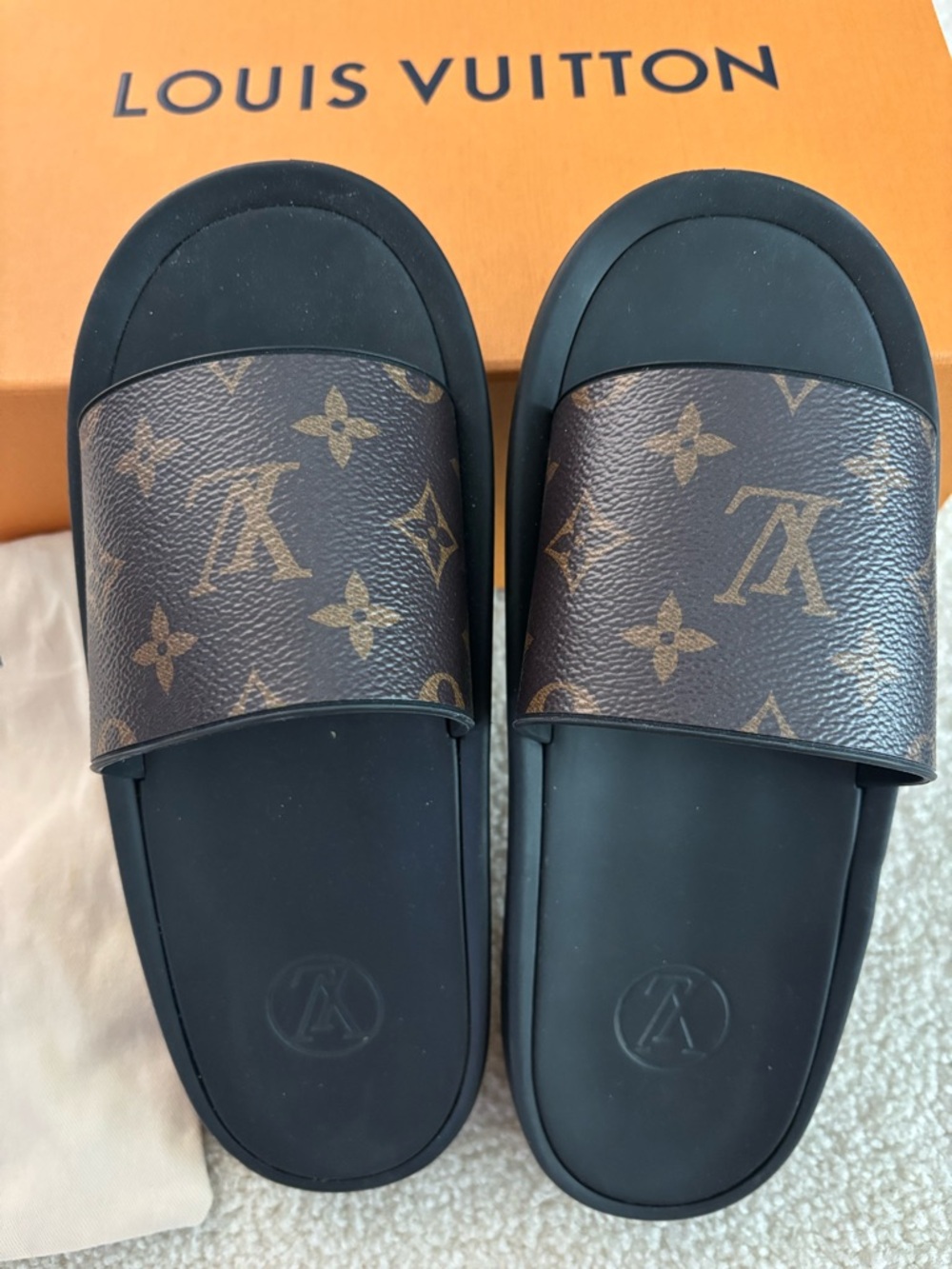 Louis Vuitton Monogram Logo Slide Sandals - Brown/Black